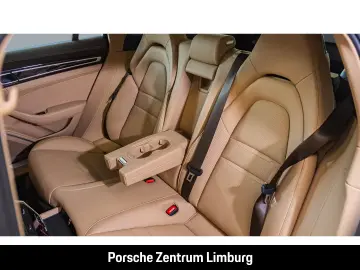 Panamera 4 E-Hybrid InnoDrive Head-Up Display