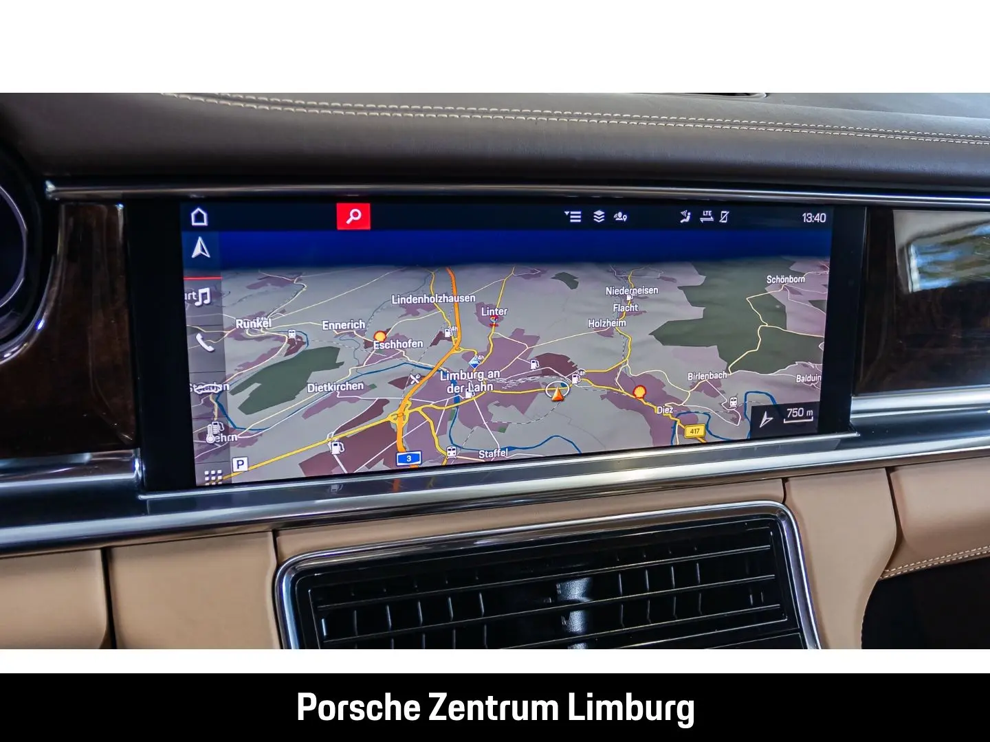Panamera 4 E-Hybrid InnoDrive Head-Up Display