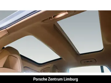Panamera 4 E-Hybrid InnoDrive Head-Up Display