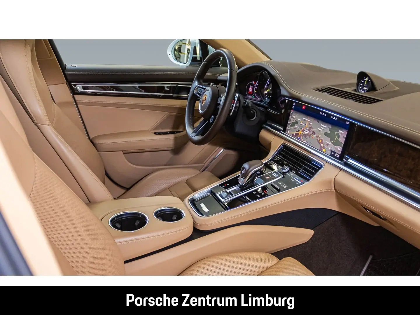 Panamera 4 E-Hybrid InnoDrive Head-Up Display