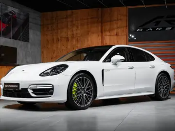 Panamera 4 S E-Hybrid*Matrix*Pano*Approved*