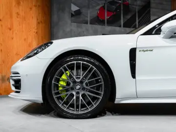 Panamera 4 S E-Hybrid*Matrix*Pano*Approved*