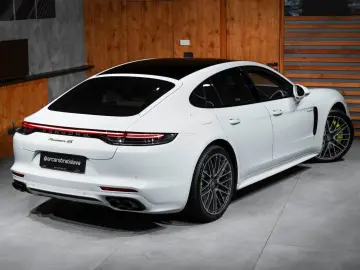 Panamera 4 S E-Hybrid*Matrix*Pano*Approved*