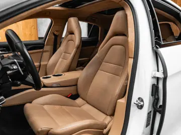 Panamera 4 S E-Hybrid*Matrix*Pano*Approved*