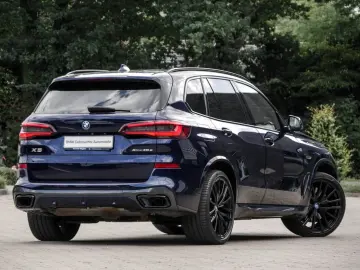 X5 xDrive45e