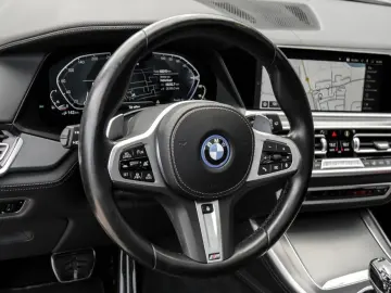 X5 xDrive45e