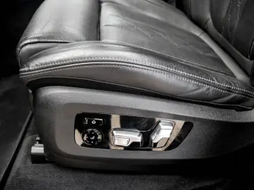 X5 xDrive45e