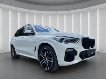 X5 M50i