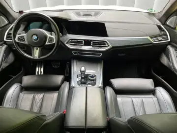 X5 M50i