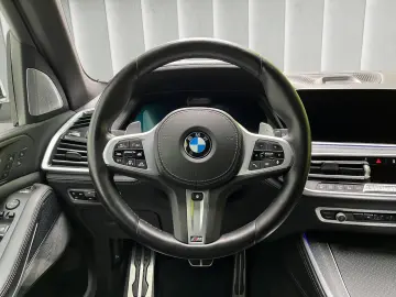 X5 M50i