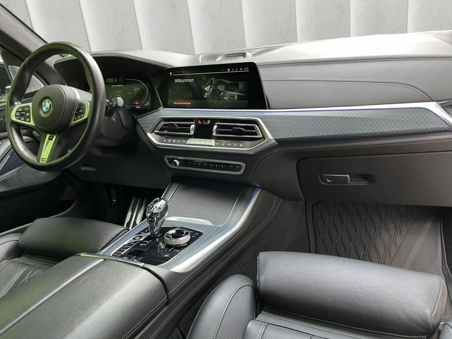 X5 M50i