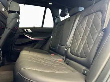 X5 xDrive40d M SPORT