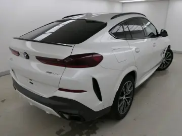 X6 xDr40d M Sport