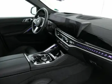 X6 xDr40d M Sport