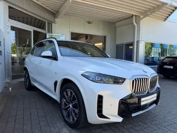 X5 40i M-Sport ICONIC 20'' Pano AHK H/K Sitzbelü