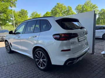X5 40i M-Sport ICONIC 20'' Pano AHK H/K Sitzbelü