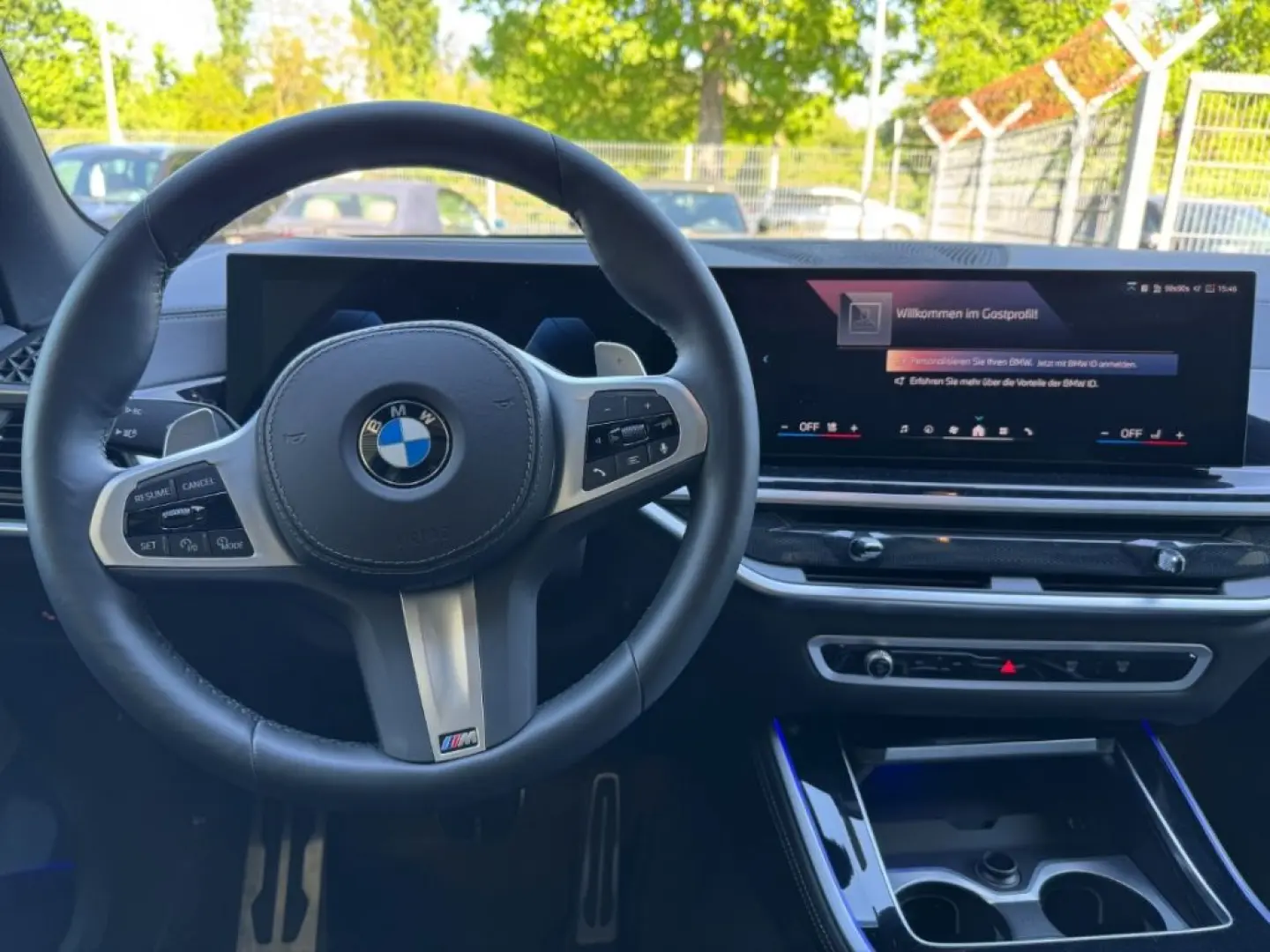 X5 40i M-Sport ICONIC 20'' Pano AHK H/K Sitzbelü