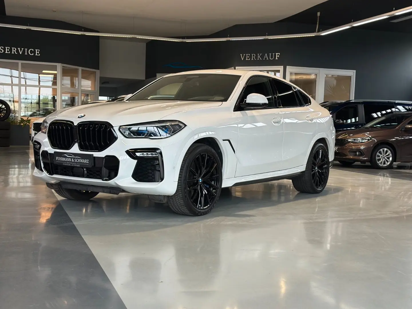 X6 M50i M-Paket
