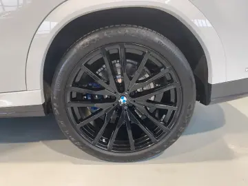 X6 M50i M-Paket