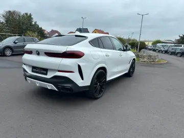 X6 M50i M-Paket