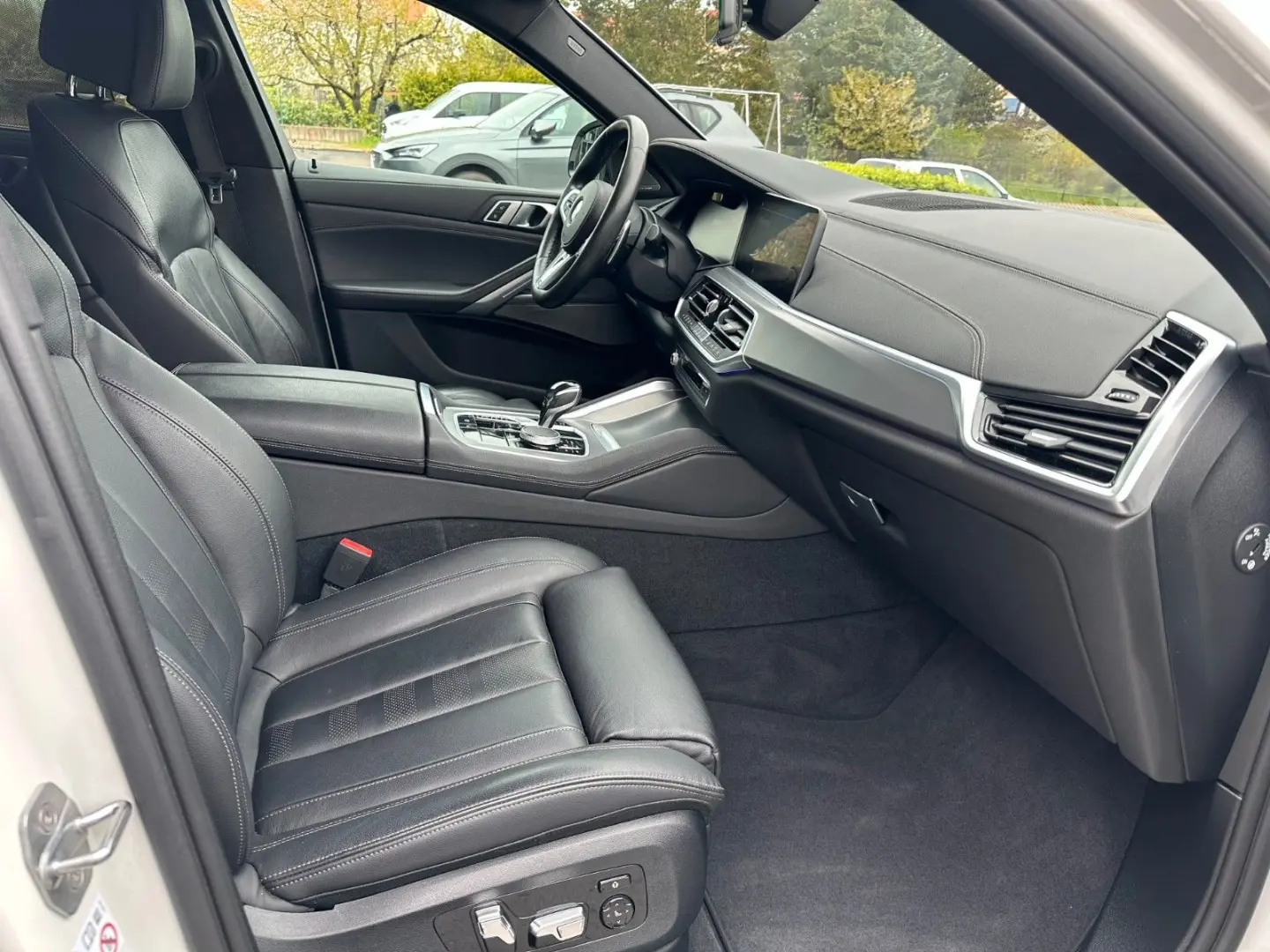 X6 M50i M-Paket