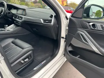 X6 M50i M-Paket