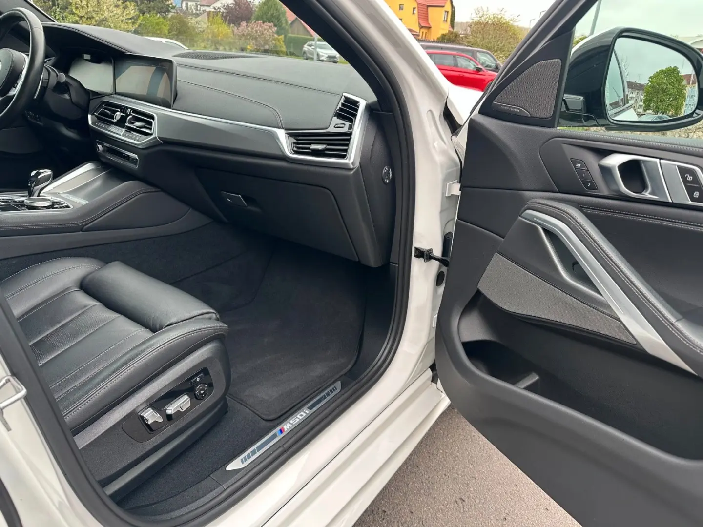 X6 M50i M-Paket