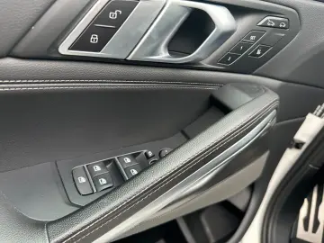 X6 M50i M-Paket