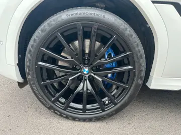 X6 M50i M-Paket