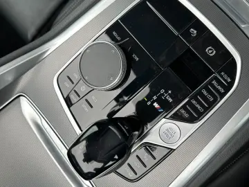 X6 M50i M-Paket