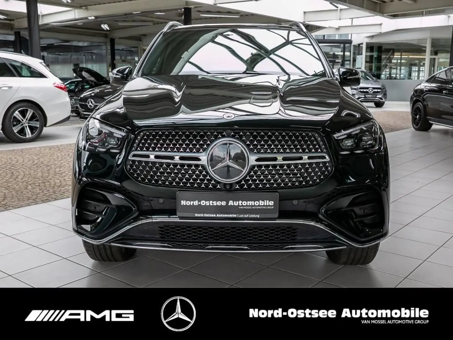 GLE 450 4M AMG Premium + Pano AHK 360° Burmester