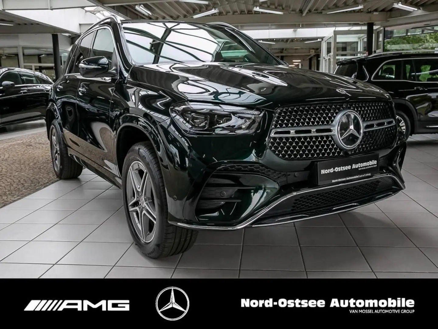 GLE 450 4M AMG Premium + Pano AHK 360° Burmester