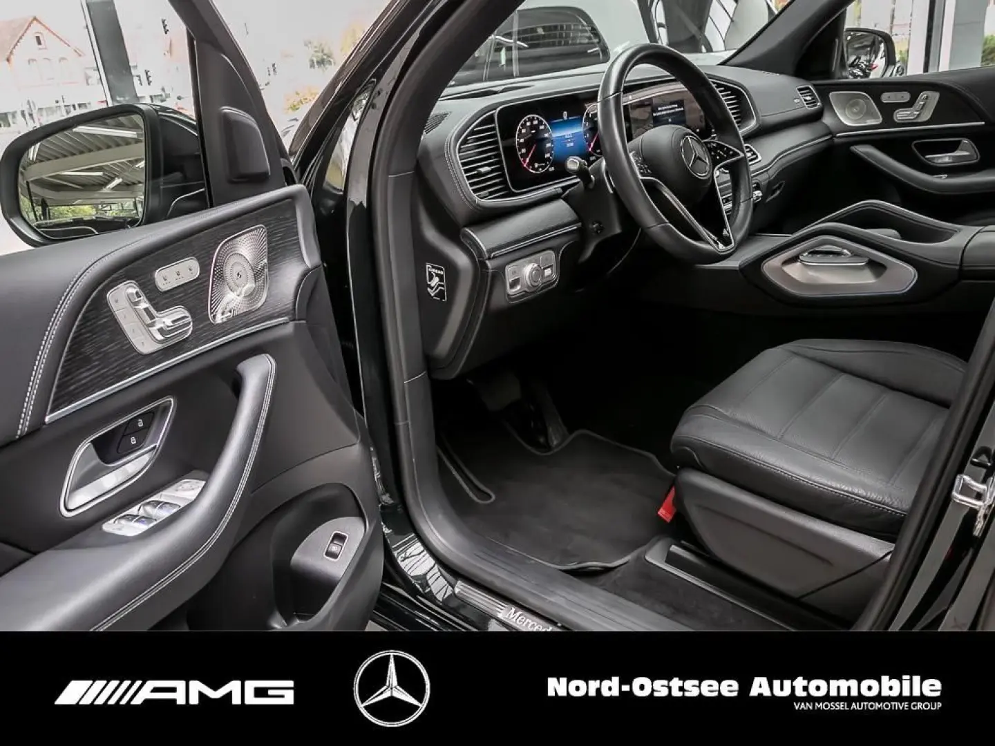 GLE 450 4M AMG Premium + Pano AHK 360° Burmester