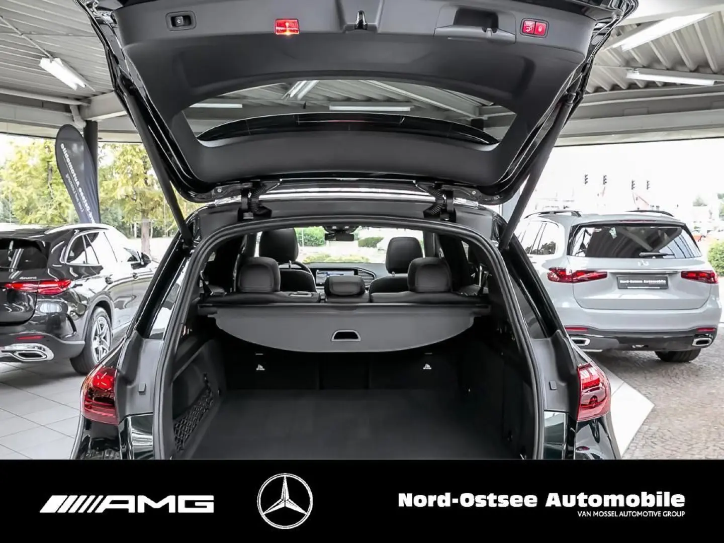 GLE 450 4M AMG Premium + Pano AHK 360° Burmester