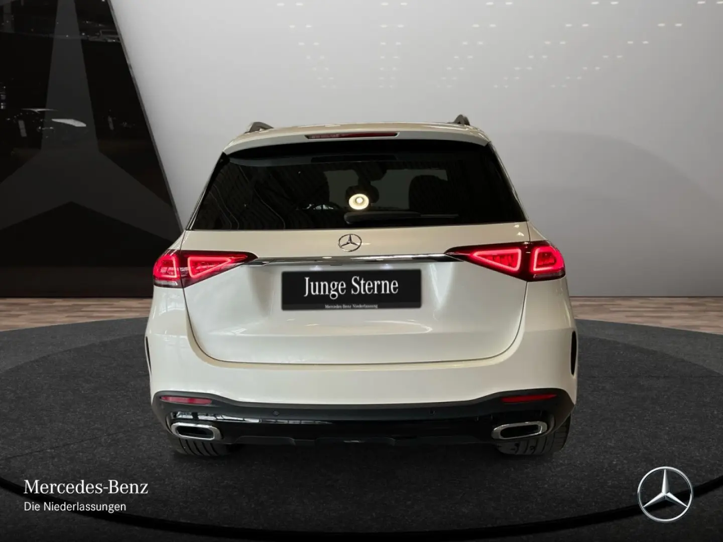 GLE400d 4M AMG Dist/AHK/Pano/Night/Burm/Multibea