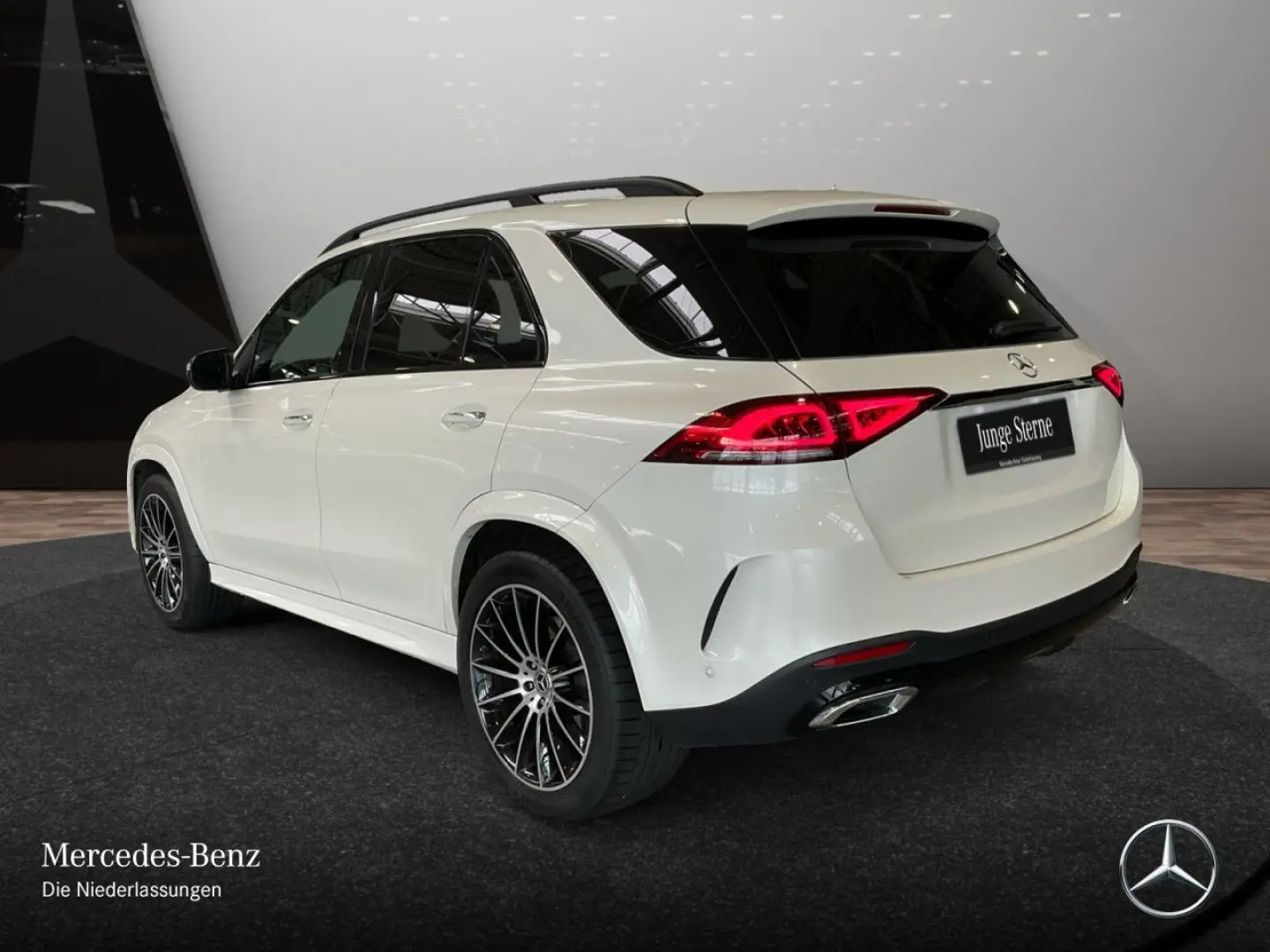 GLE400d 4M AMG Dist/AHK/Pano/Night/Burm/Multibea