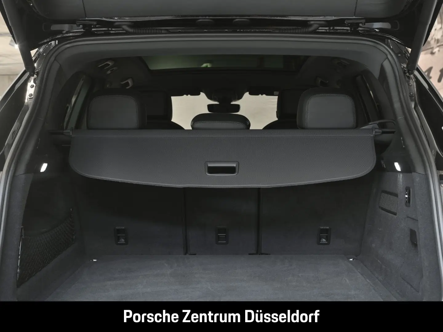Cayenne Panoramadach BOSE LED-Matrix