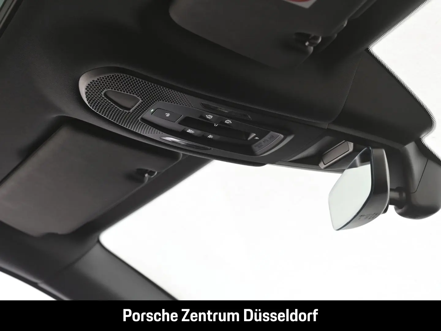 Cayenne Panoramadach BOSE LED-Matrix