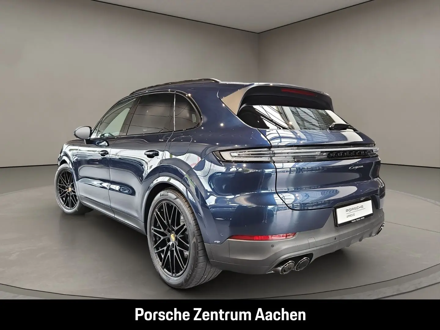 Cayenne E-Hybrid InnoDrive Head-Up Soft-Close