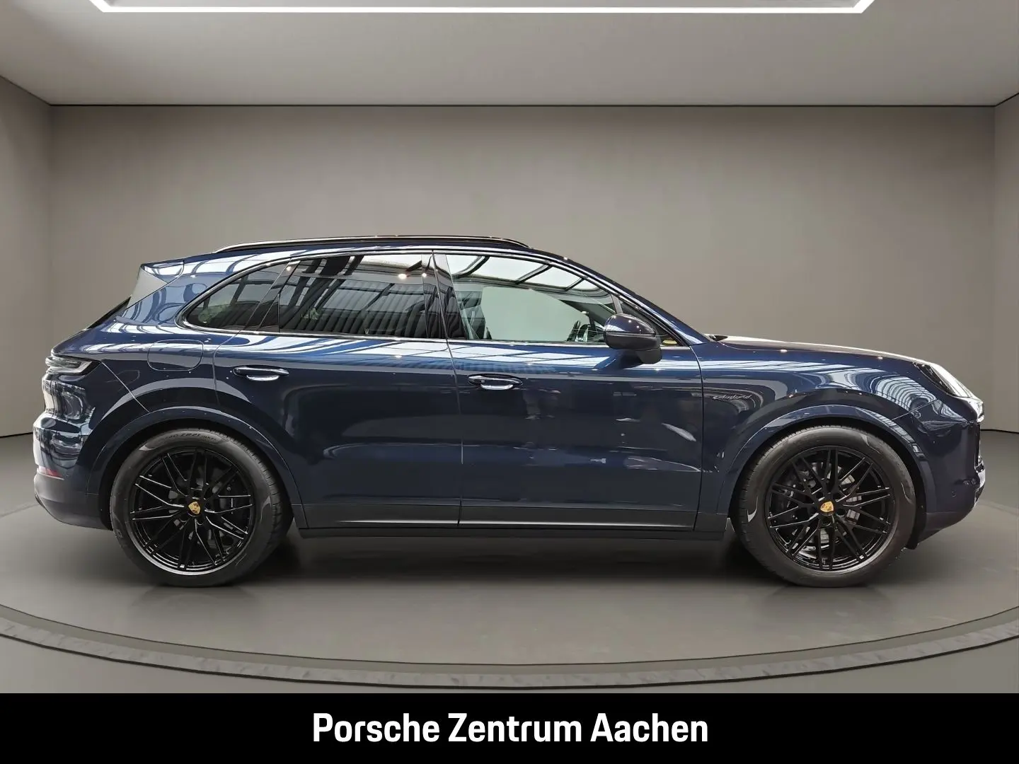 Cayenne E-Hybrid InnoDrive Head-Up Soft-Close