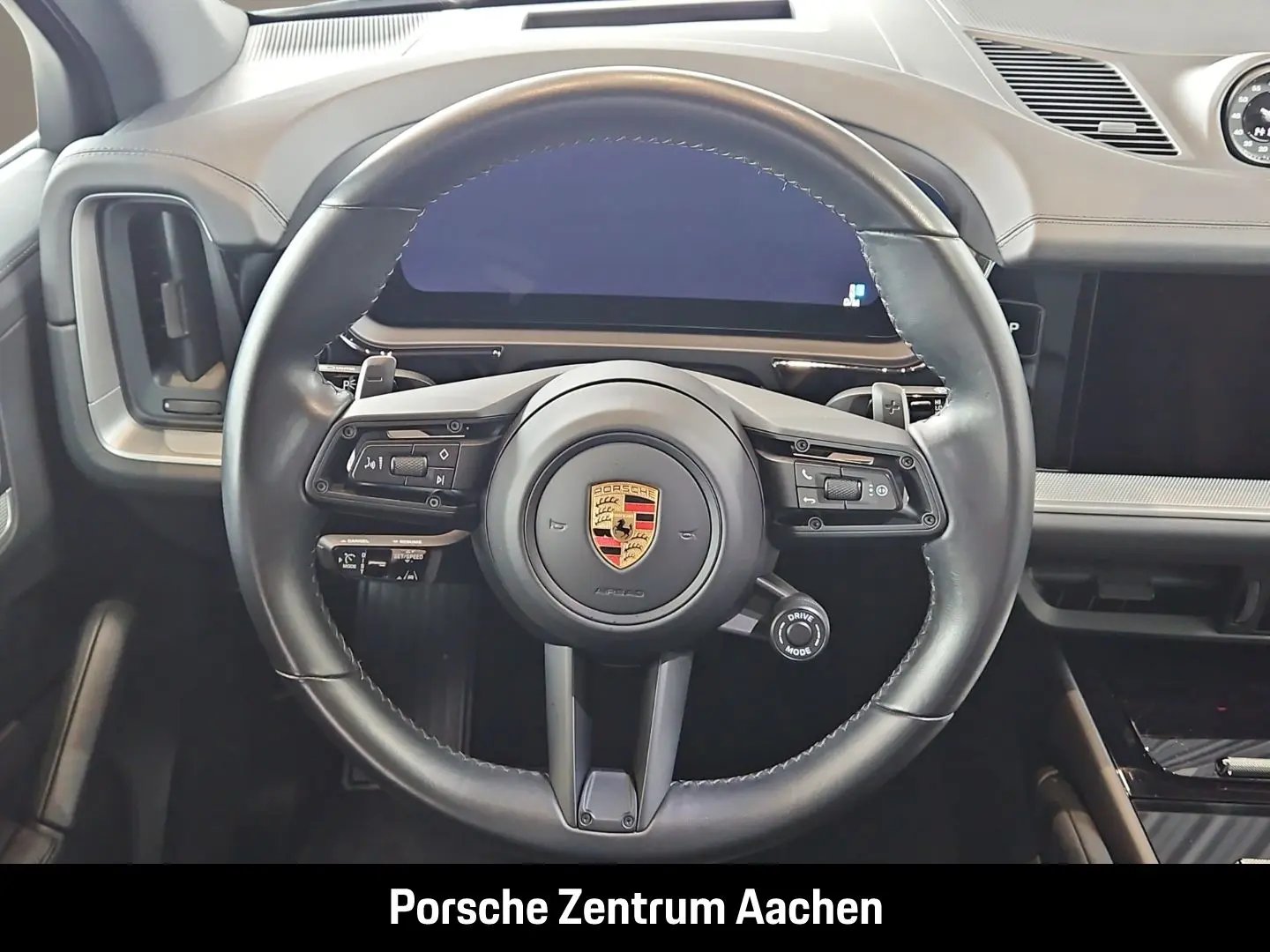 Cayenne E-Hybrid InnoDrive Head-Up Soft-Close