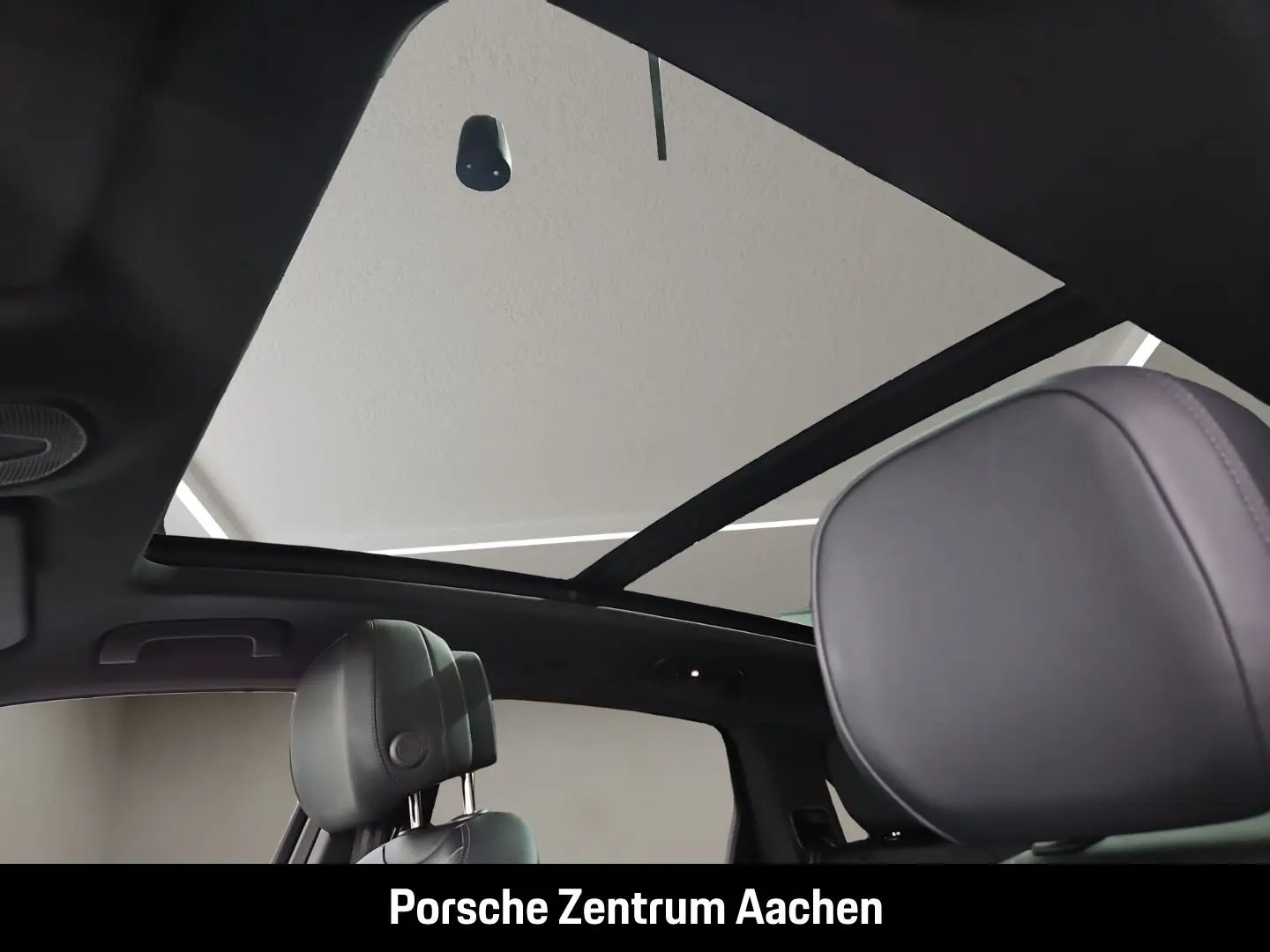 Cayenne E-Hybrid InnoDrive Head-Up Soft-Close