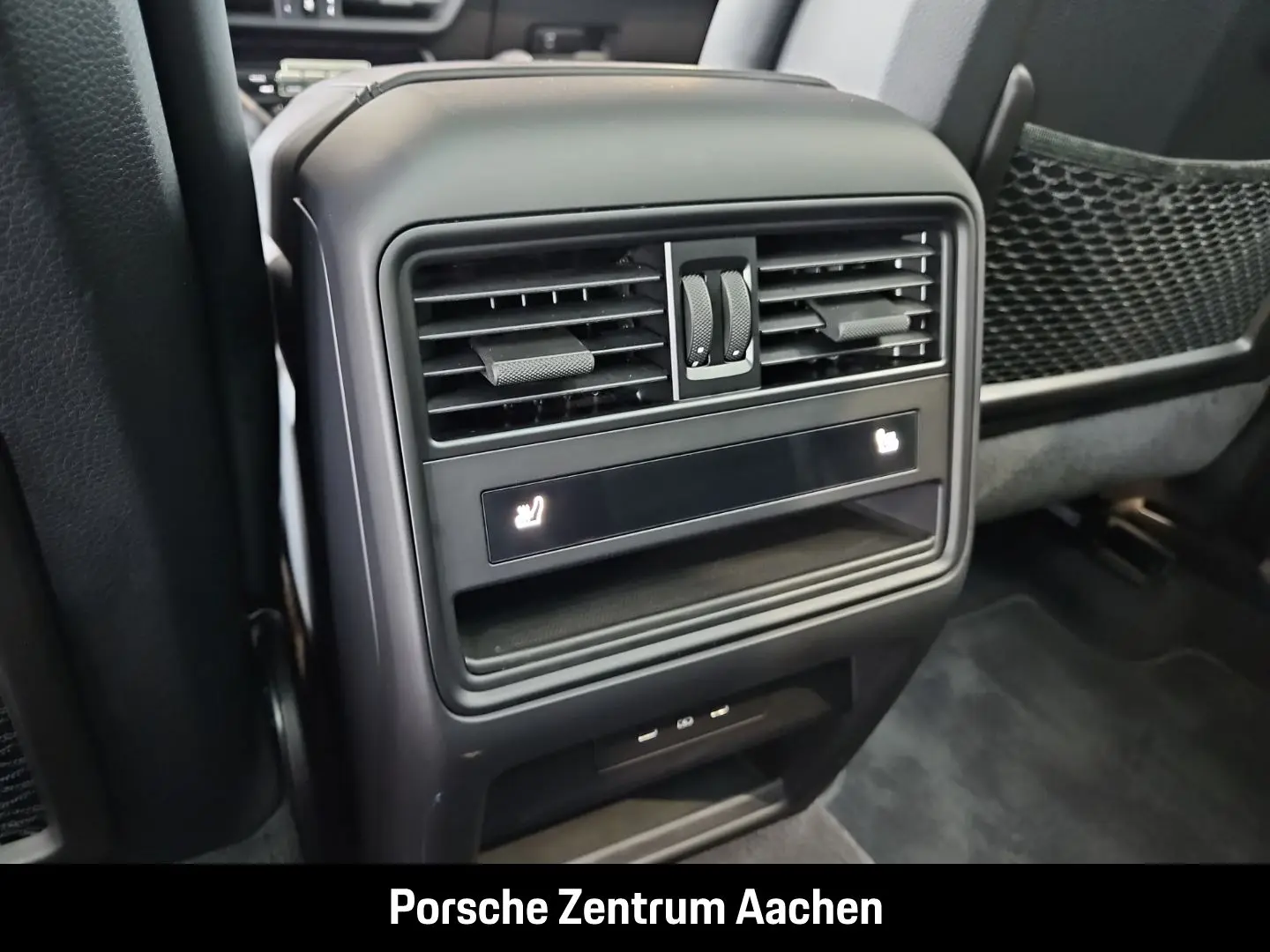 Cayenne E-Hybrid InnoDrive Head-Up Soft-Close
