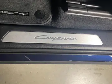 Cayenne | AHK | HD-Matrix LED | Luftfederung |