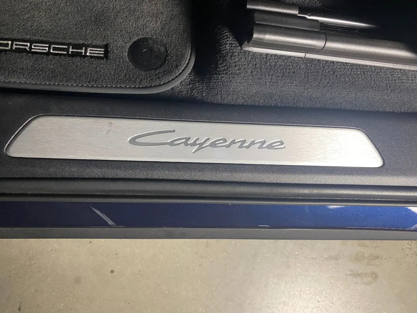 Cayenne | AHK | HD-Matrix LED | Luftfederung |