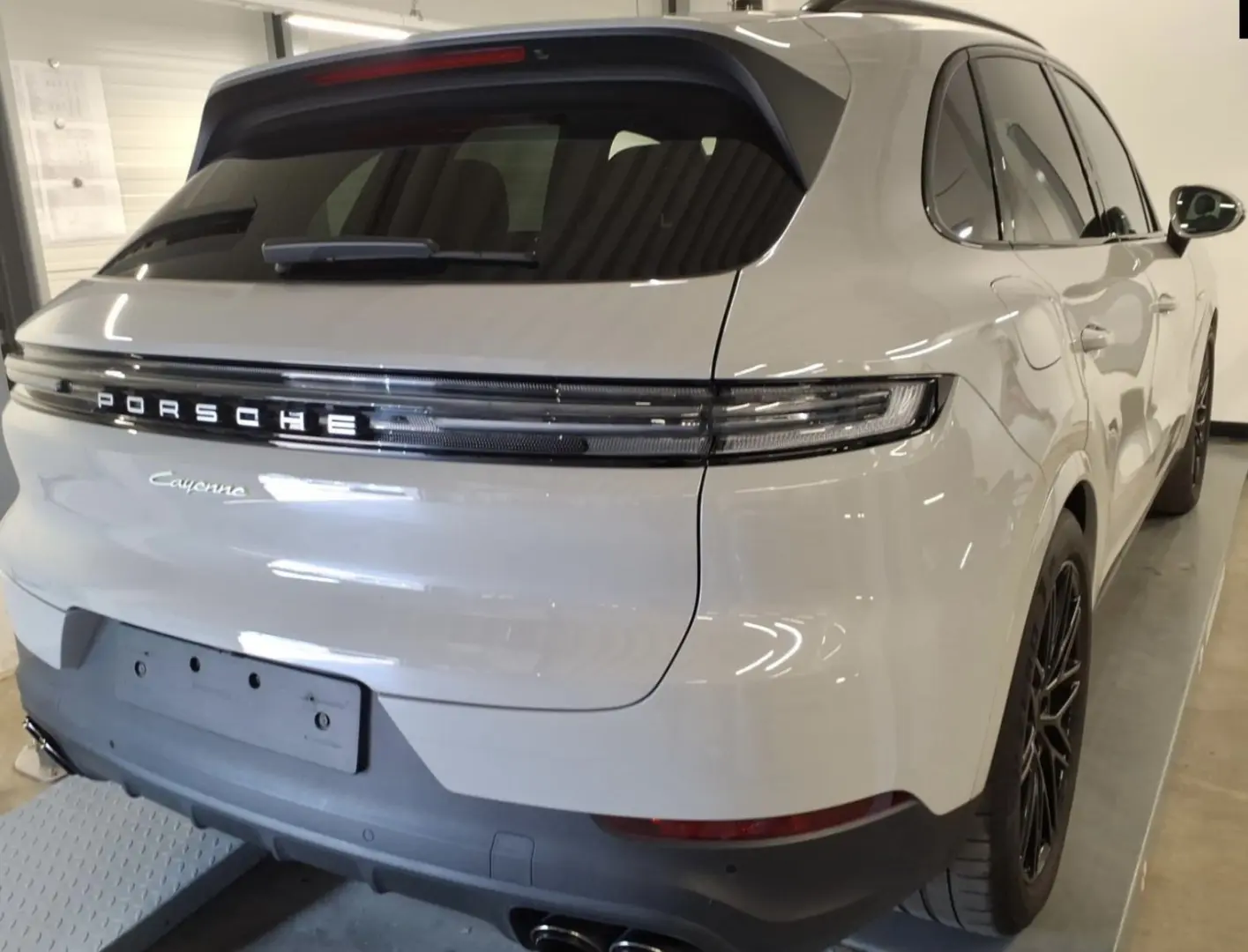 Cayenne E-Hybrid*SportAbgas*BOSE*HDMatrix*HeadUp