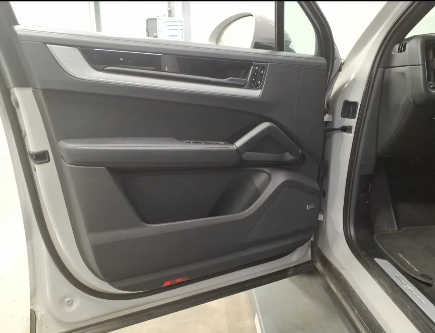 Cayenne E-Hybrid*SportAbgas*BOSE*HDMatrix*HeadUp