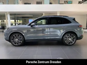Cayenne E-Hybrid Pano Luft Inno 21