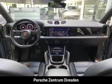 Cayenne E-Hybrid Pano Luft Inno 21
