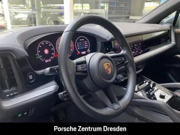 Cayenne E-Hybrid Pano Luft Inno 21